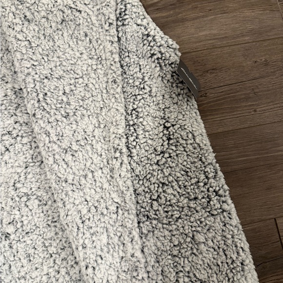 NWT Fireside Plush Vest - Eddie Bauer - Picture 5 of 9